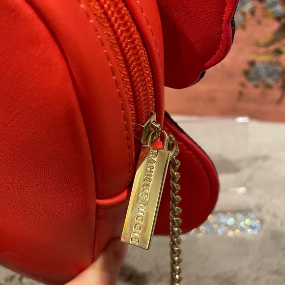 Danielle Nicole Disney The Little Mermaid Ariel Crossbody Bag - Picture 4 of 5